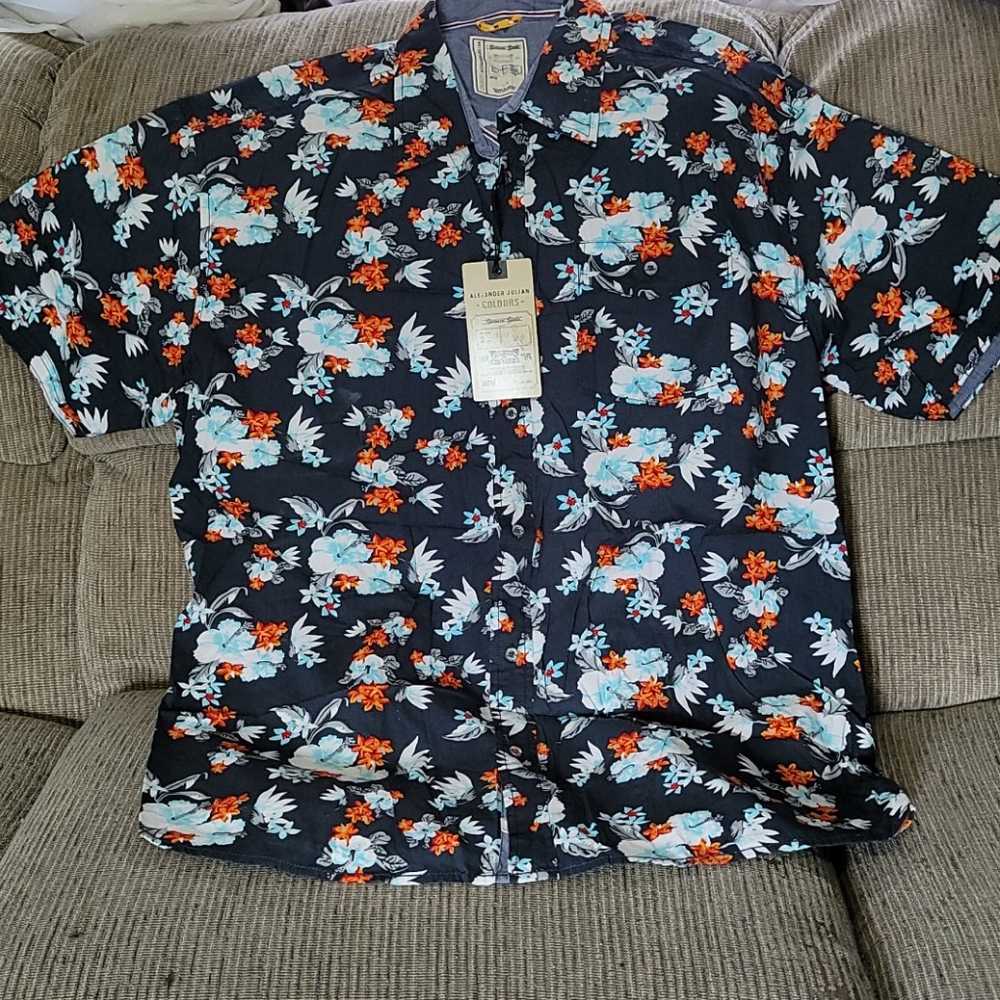 Alexander Julian Hawaiian floral button down shirt